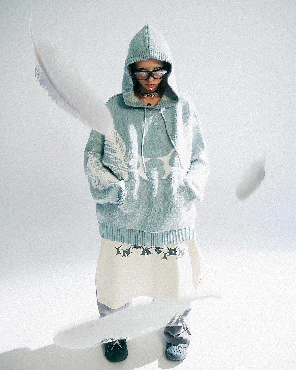 CRITIC FEATHER WORMHOLE HOODIE KNIT