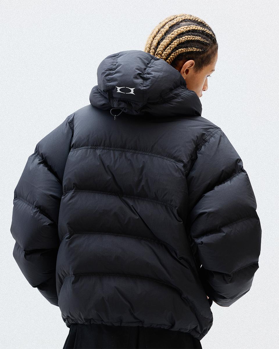 CRITIC WORMHOLE HOODED DOWN PUFFER JACKET