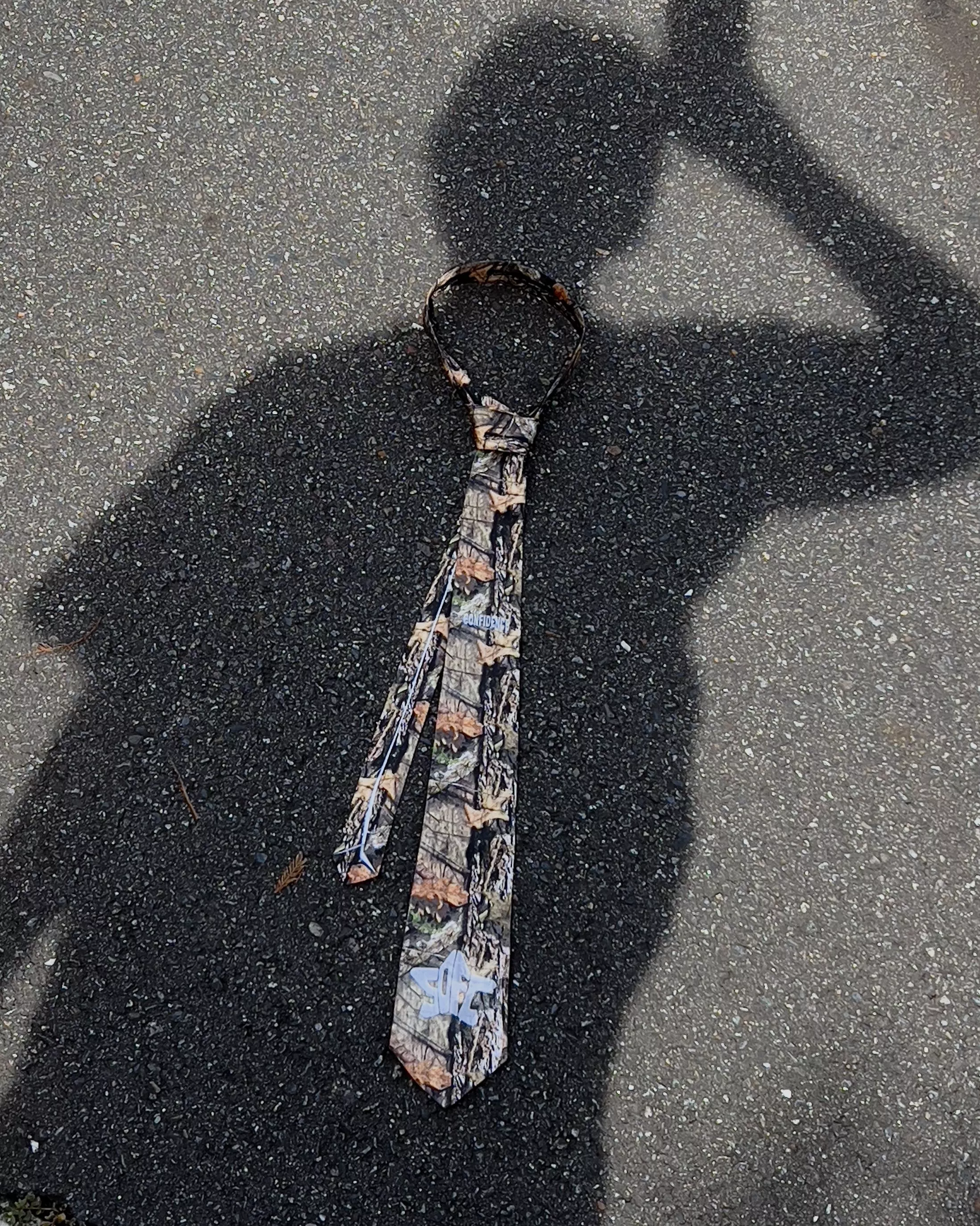 自訂款樹枝楓葉領帶