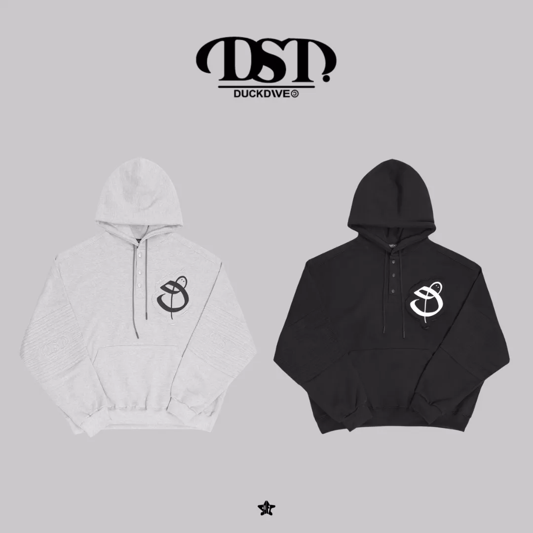 DUCKDIVE스네이크 자수 버튼 후드티 蛇型哥德字母刺繡鈕扣連帽上衣