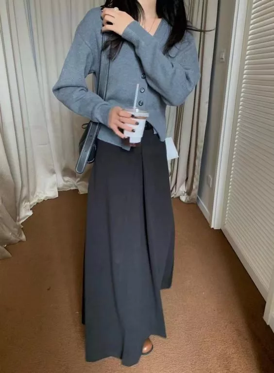 E10質感排扣針織上衣