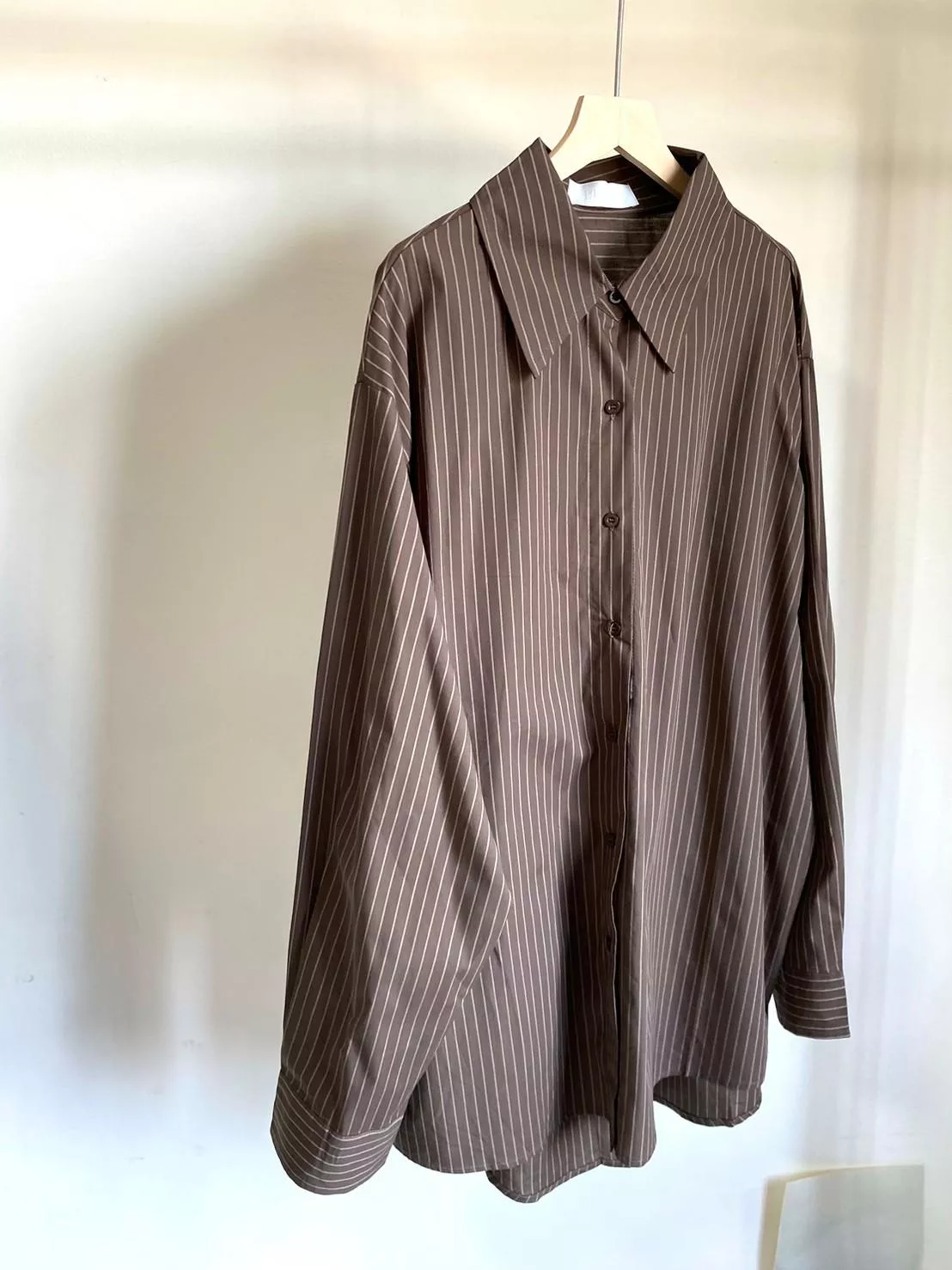 E44復古條紋長版襯衫