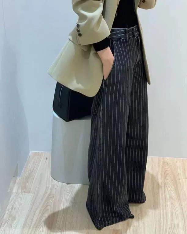 E41時髦條紋直筒牛仔褲