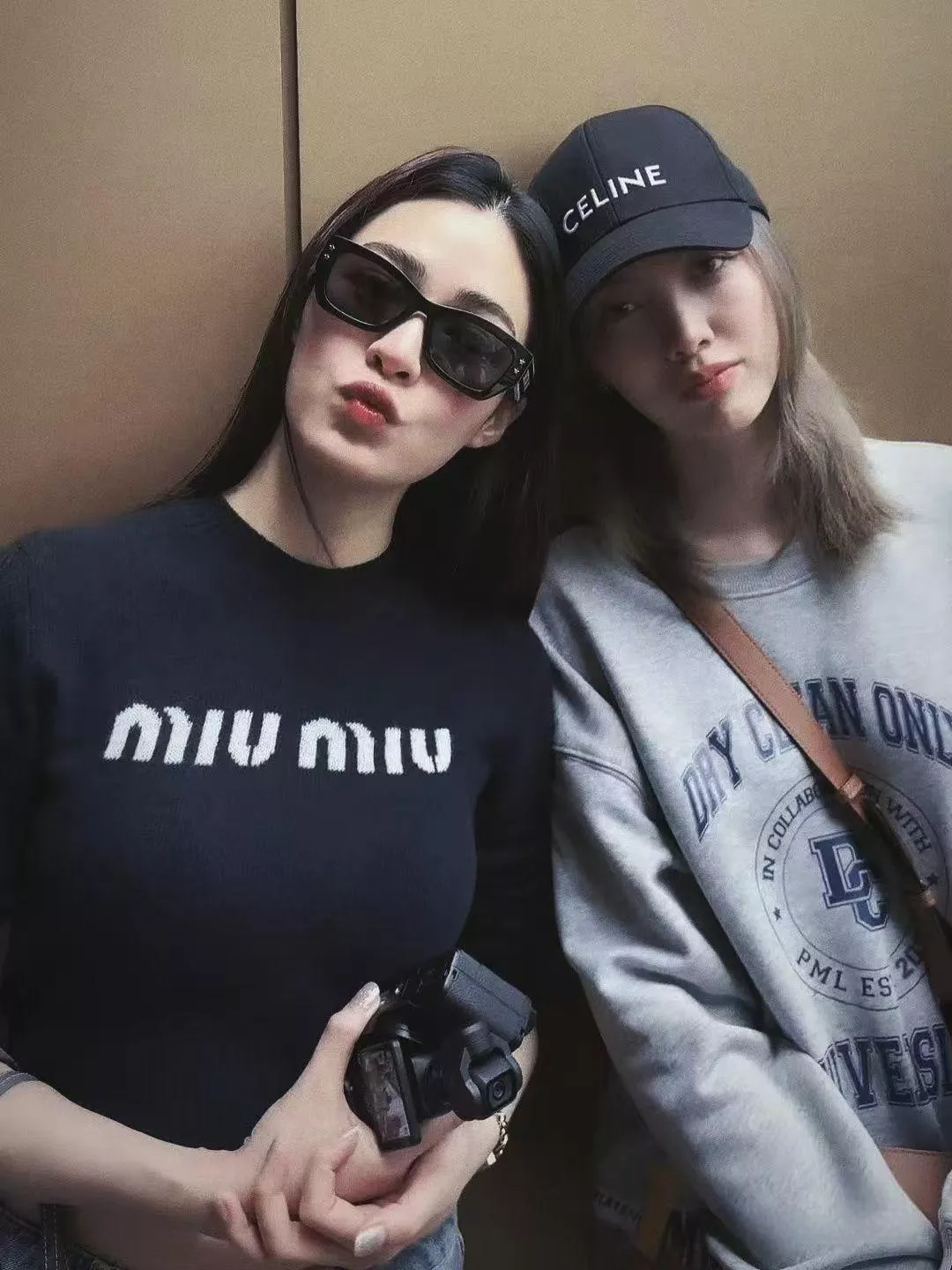 預購20天到貨  ORM同款長袖上衣 DC字母款   lingorm      我們的秘密