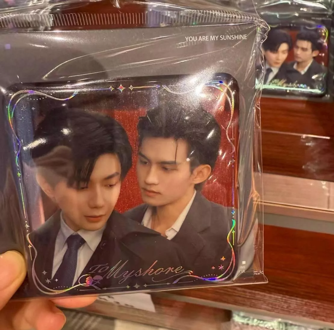 預購30天到貨    吾岸  妄念快閃店週邊代購-現場代購  方款吧唧      ------------吾岸樊霄雲旗郝熠然游書朗雲熠星河四面佛