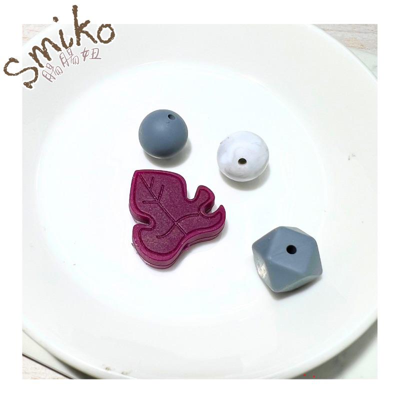 Smiko腸腸妞🌟28mm復古葉片彈力矽膠QQ樂 矽膠珠 軟膠珠 固齒器 手作材料 串珠 奶嘴鏈 彈性珠