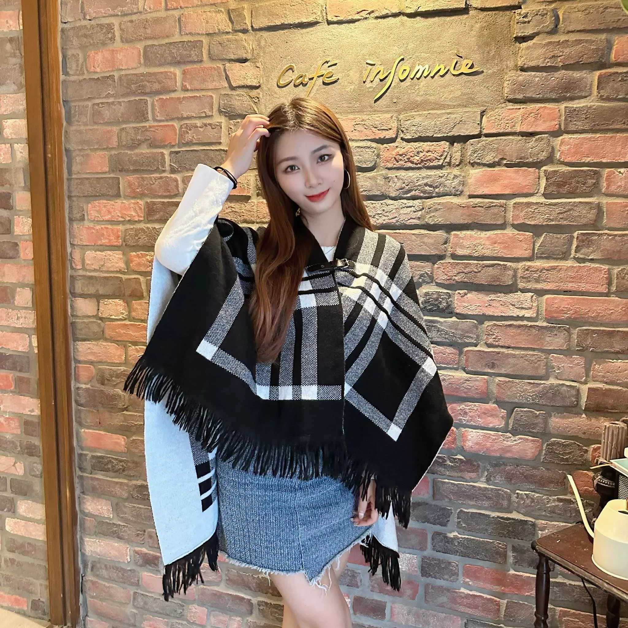 小香風格紋加厚款披巾