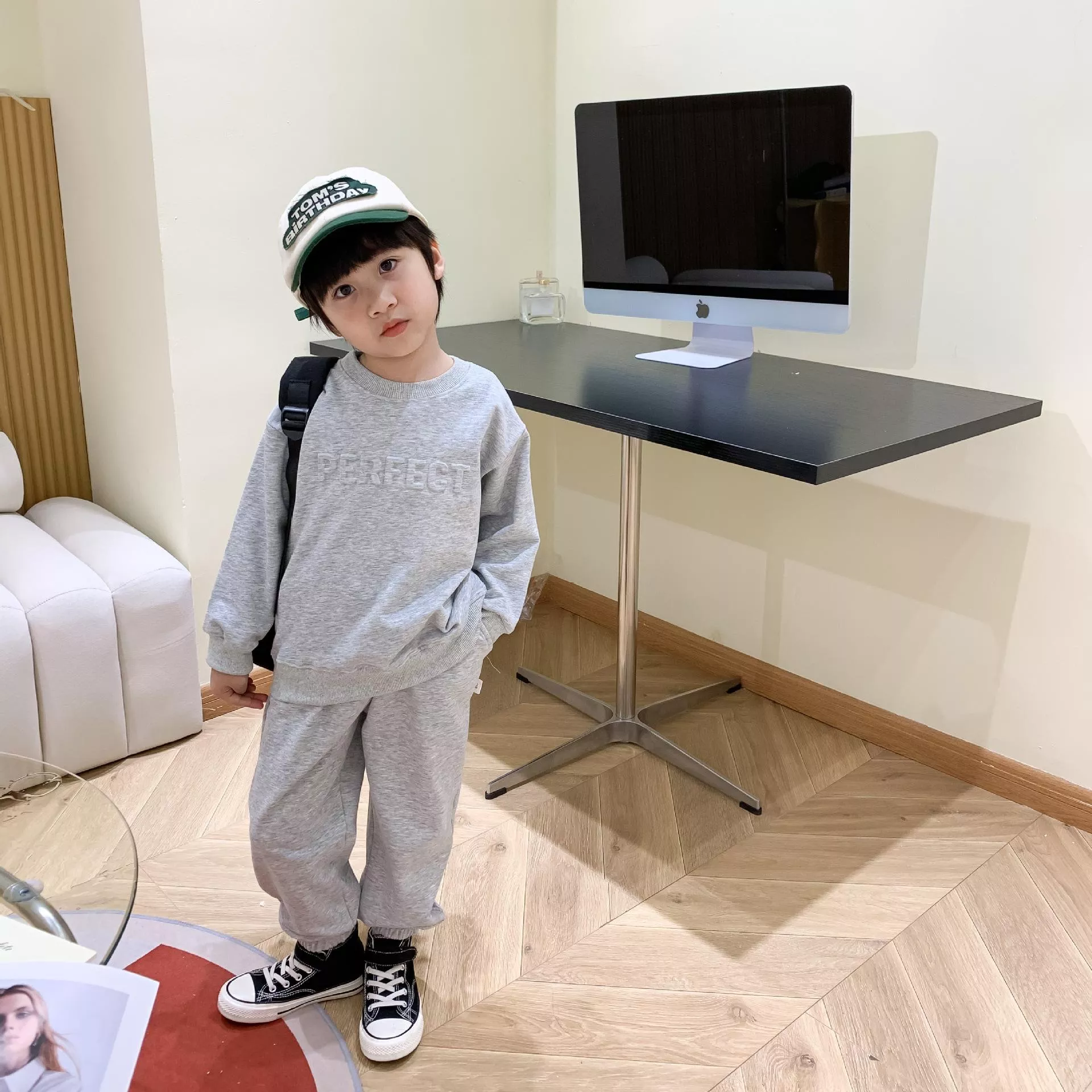 隨便穿都時尚立體字母套裝