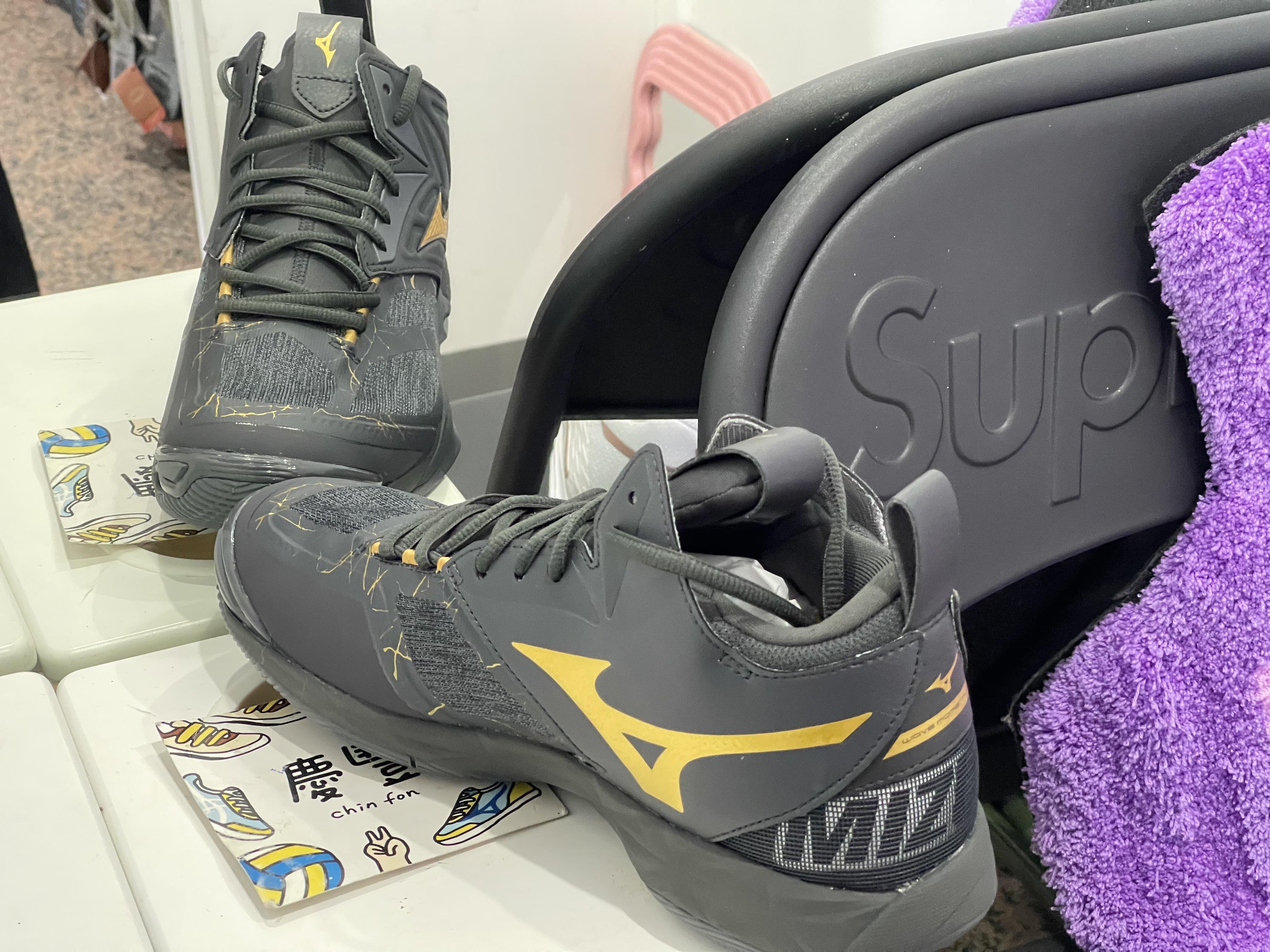慶豐體育👟美津濃 mizuno 排球鞋 WAVE MOMENTUM 2 MID V1GA211741 黑金 高筒
