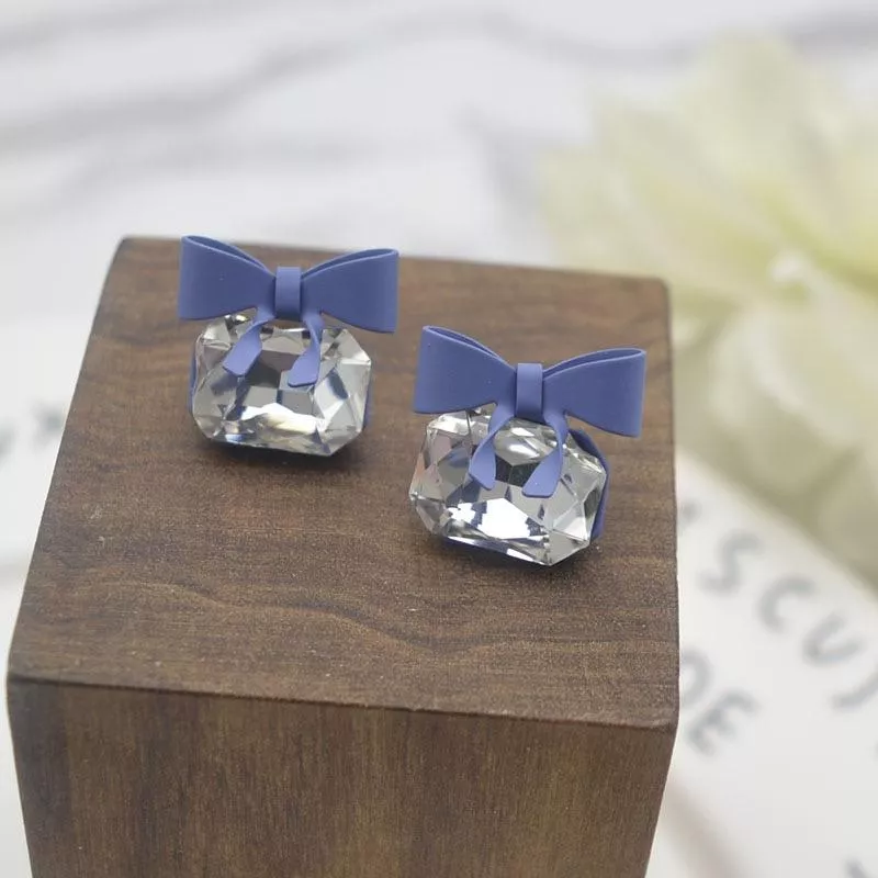 蝴蝶夫人 • 貼耳耳環