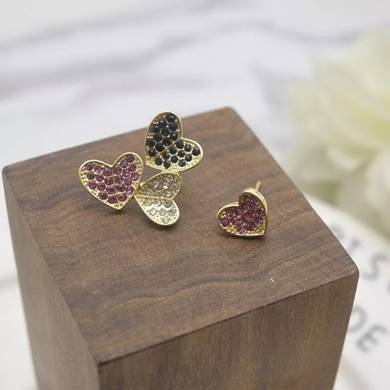 放閃的心 • 貼耳耳環