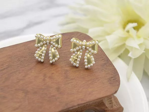 甜心芭比 • 貼耳耳環