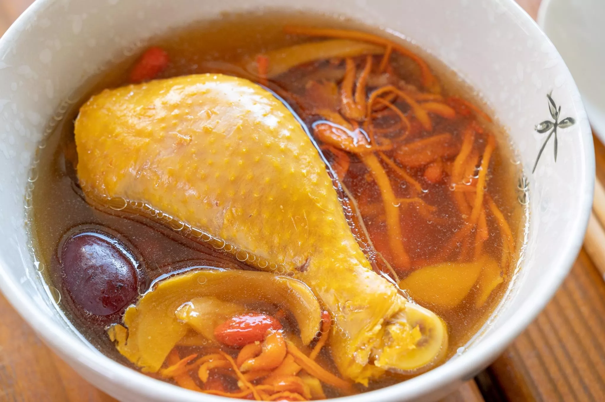 黃金蟲草花雞湯