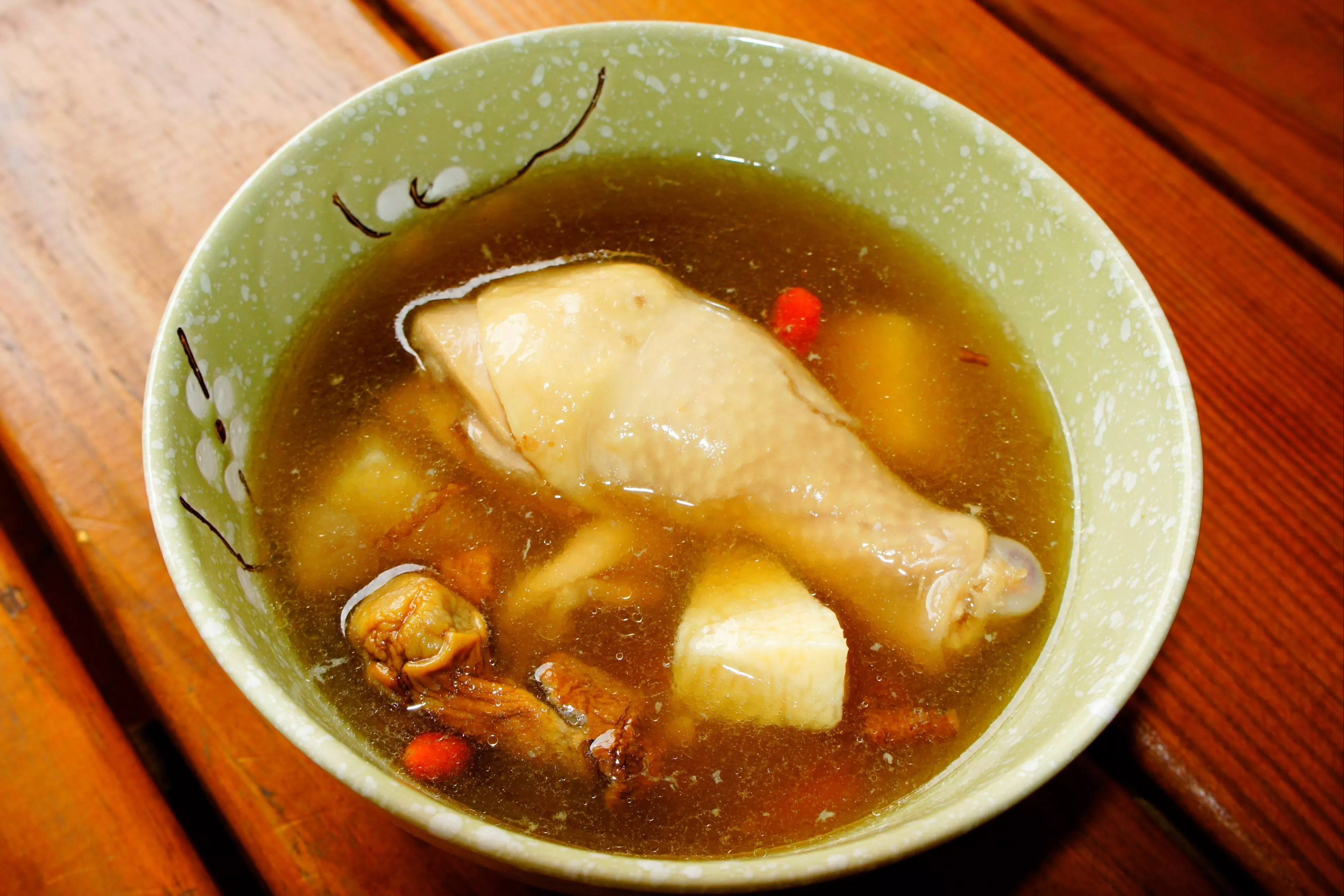 巴西蘑菇山藥雞湯