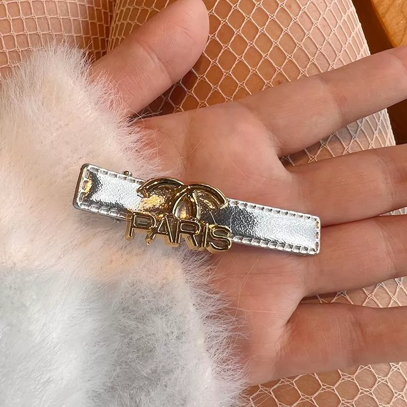 銀色皮質側邊一字夾髮飾組