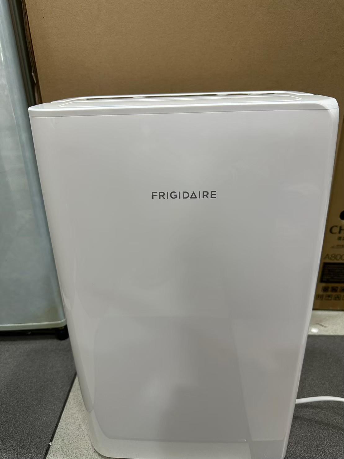 3C拍賣天下 美國富及第 Frigidaire 7-8坪 節能省電 除濕機 FDH-1331Y 抗菌濾網