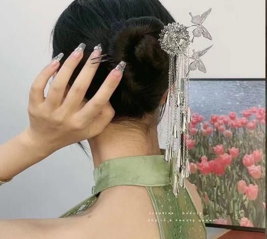 【超值髮飾99】蝶戀花 中國風潮蝴蝶流蘇髮簪