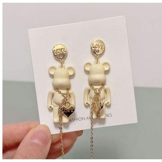 【Alisa 韓國飾品】現貨🍀H4554可愛小熊LOVE耳夾 耳環批發 飾品批發