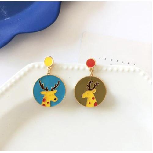 【Alisa 韓國飾品】現貨🍀1560Y5可愛長頸鹿不對稱耳夾 耳環批發  飾品批發商品如說明