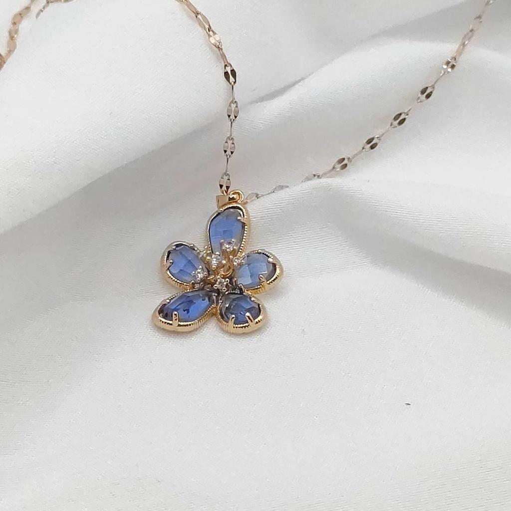 【Alisa 韓國飾品】現貨🍀藍色水晶花朵鈦鋼項鍊 項鍊批發 飾品批發