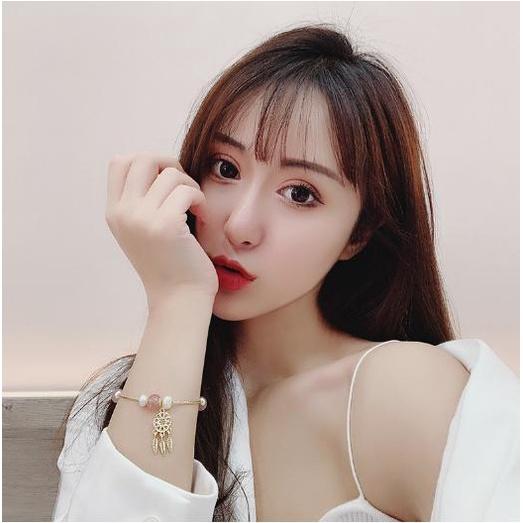 【Alisa 韓國飾品】現貨🍀13869草莓晶捕夢網手鍊 手鍊批發 飾品批發