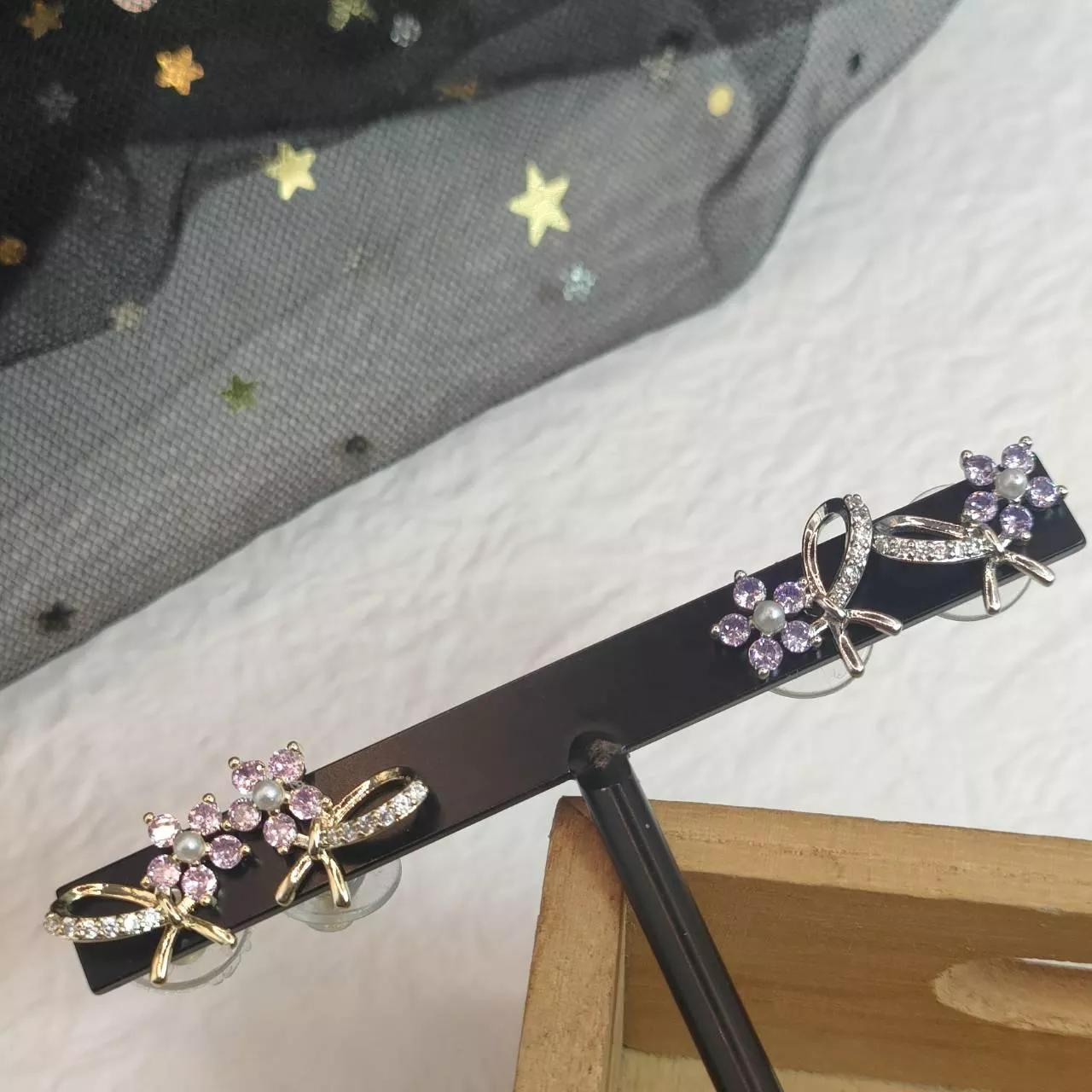 耳環-浪漫蝴蝶結鋯石花朵小耳釘2色可選