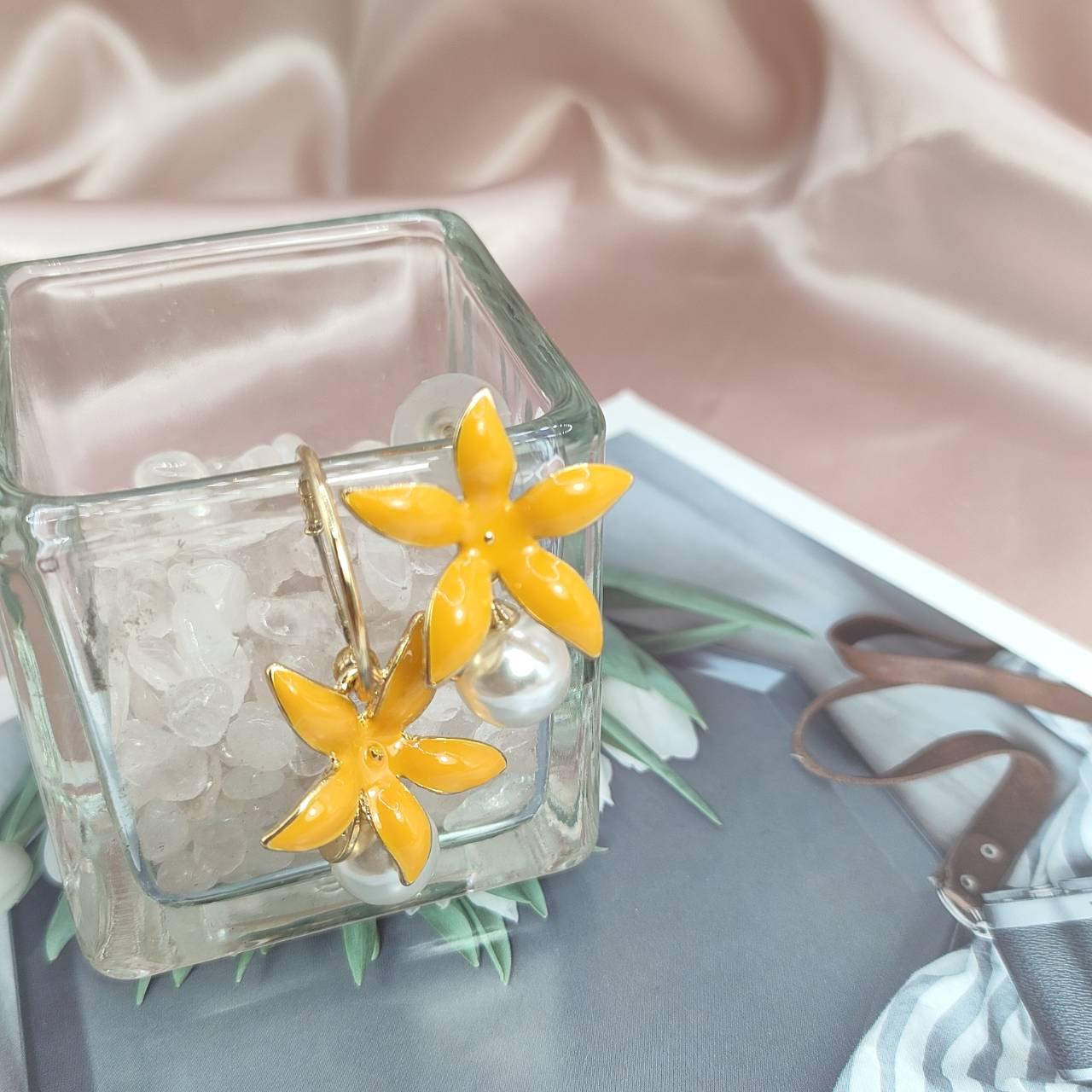 【超值耳環99】氣質925銀針桐花珍珠不對稱耳釘