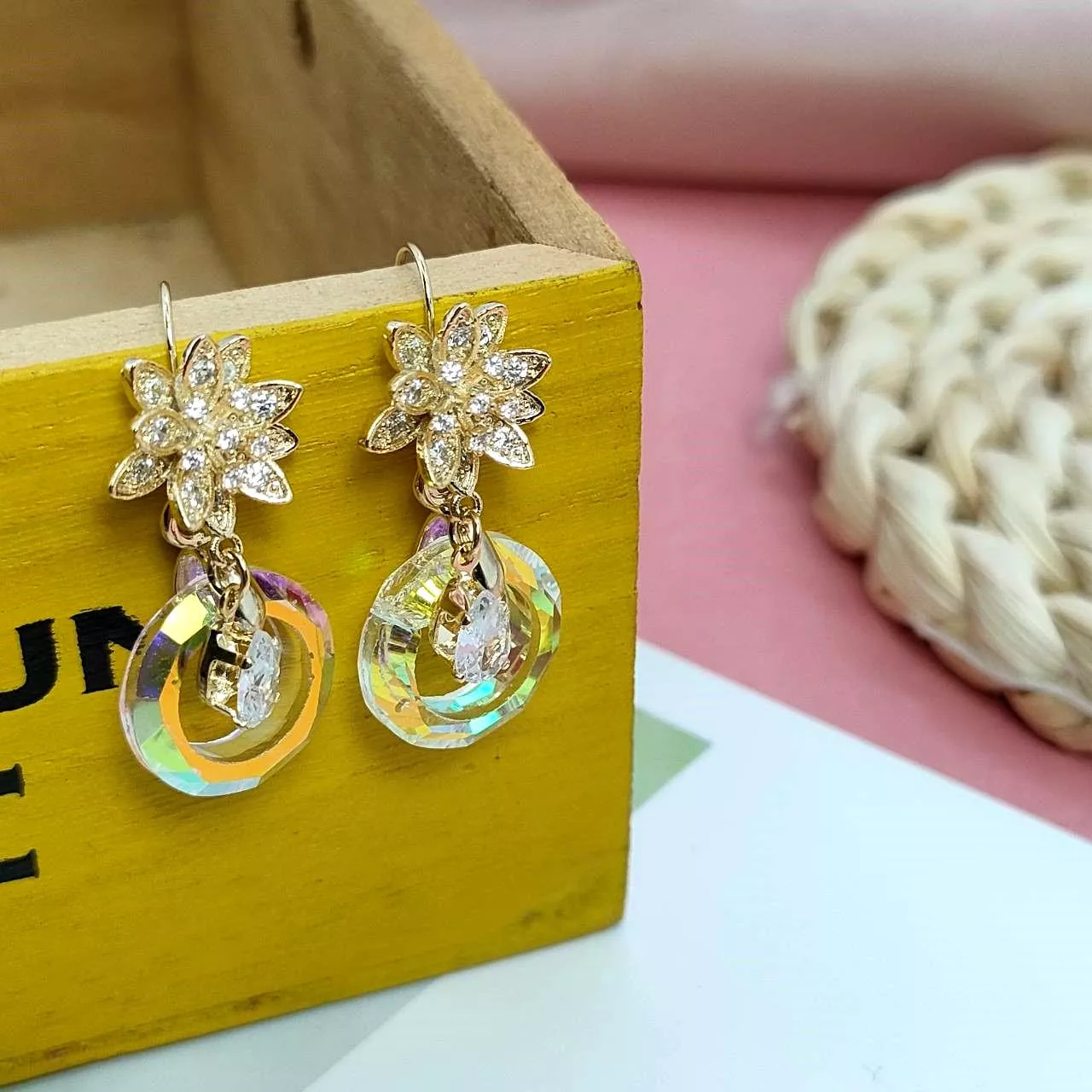 韓風花朵水晶耳環｜閃耀甜美・氣質百搭款