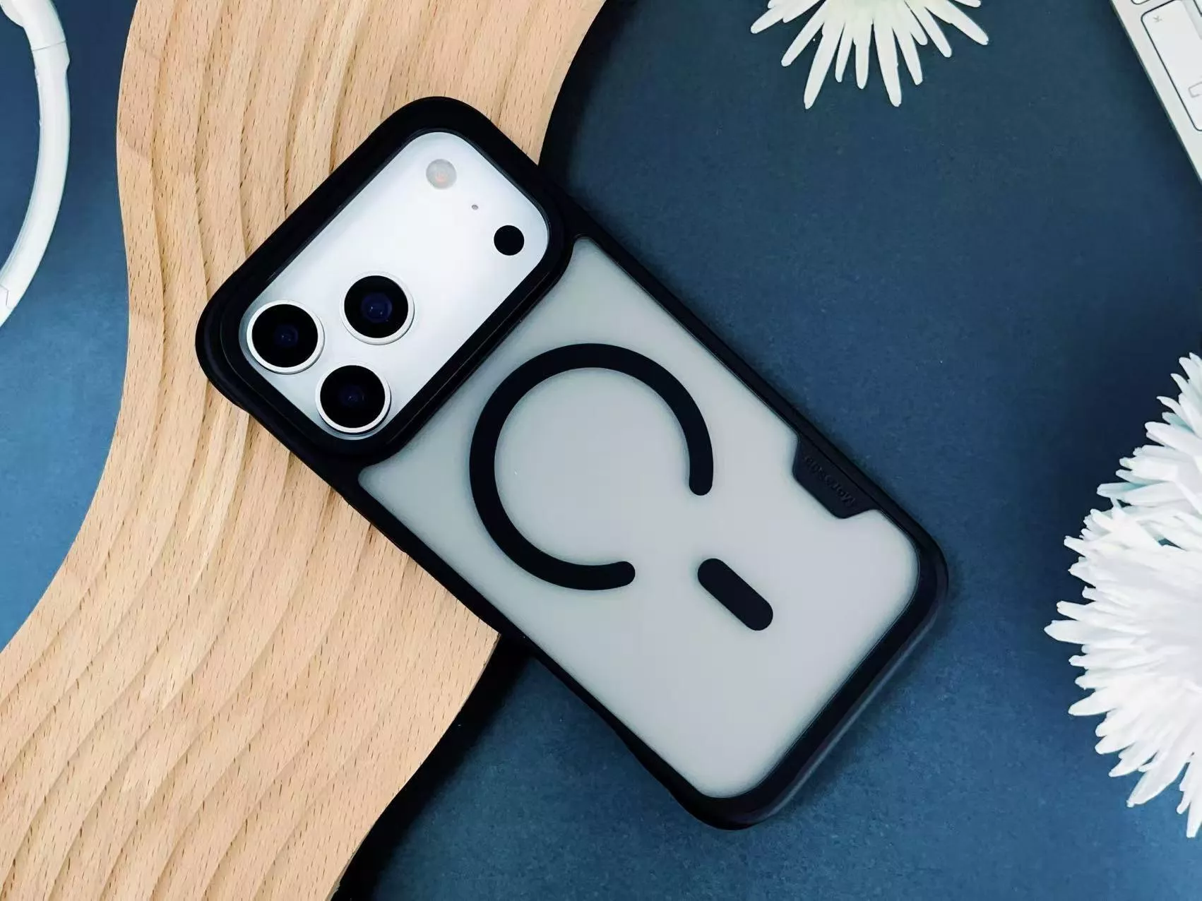 柔彩磁吸【iPhone17系列】石墨の黑