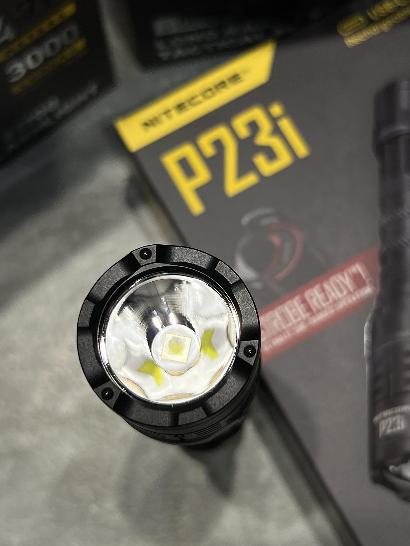 NITECORE-P23i 3000流明 戰術手電筒 #NCP23I