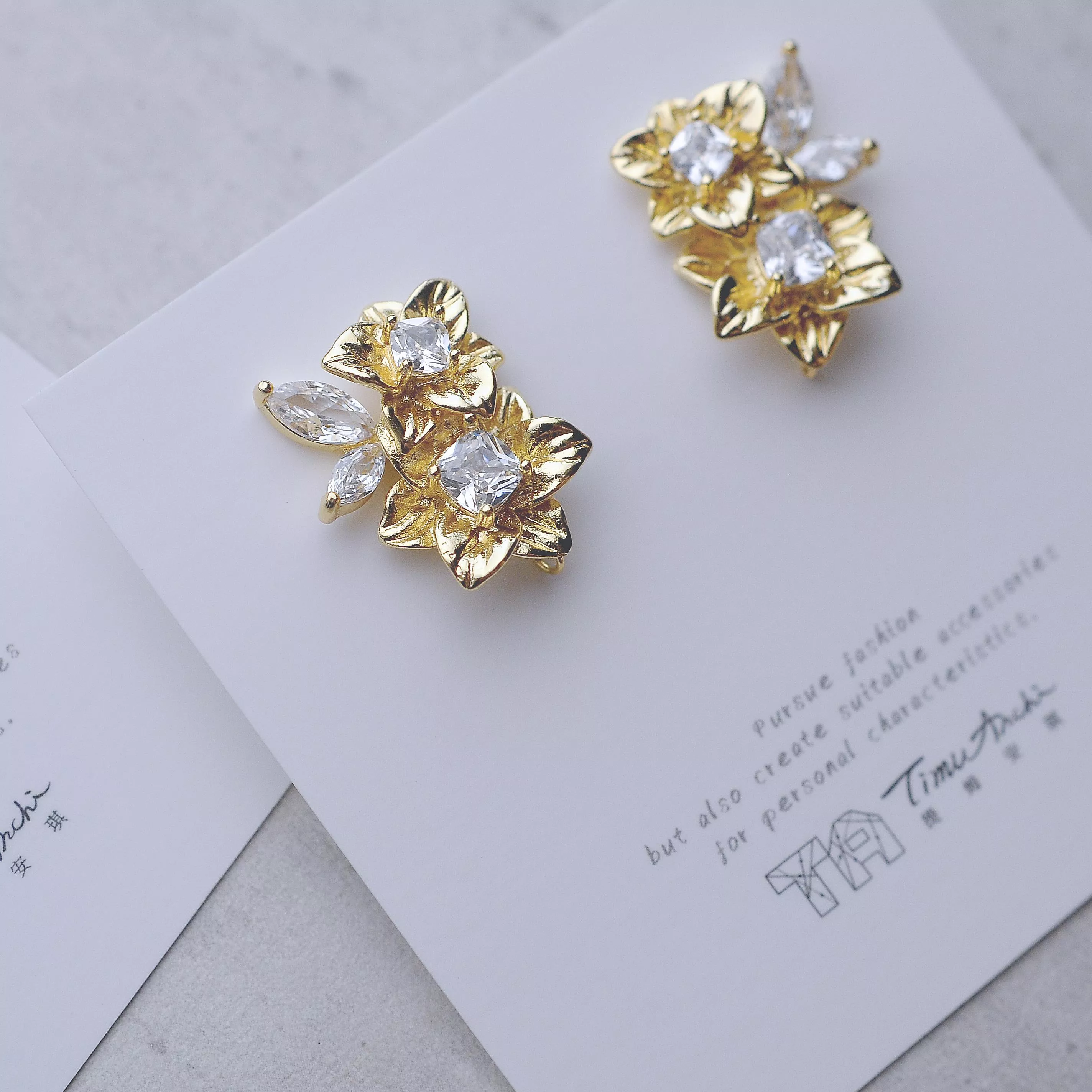 滿鑲鑽雙花耳環