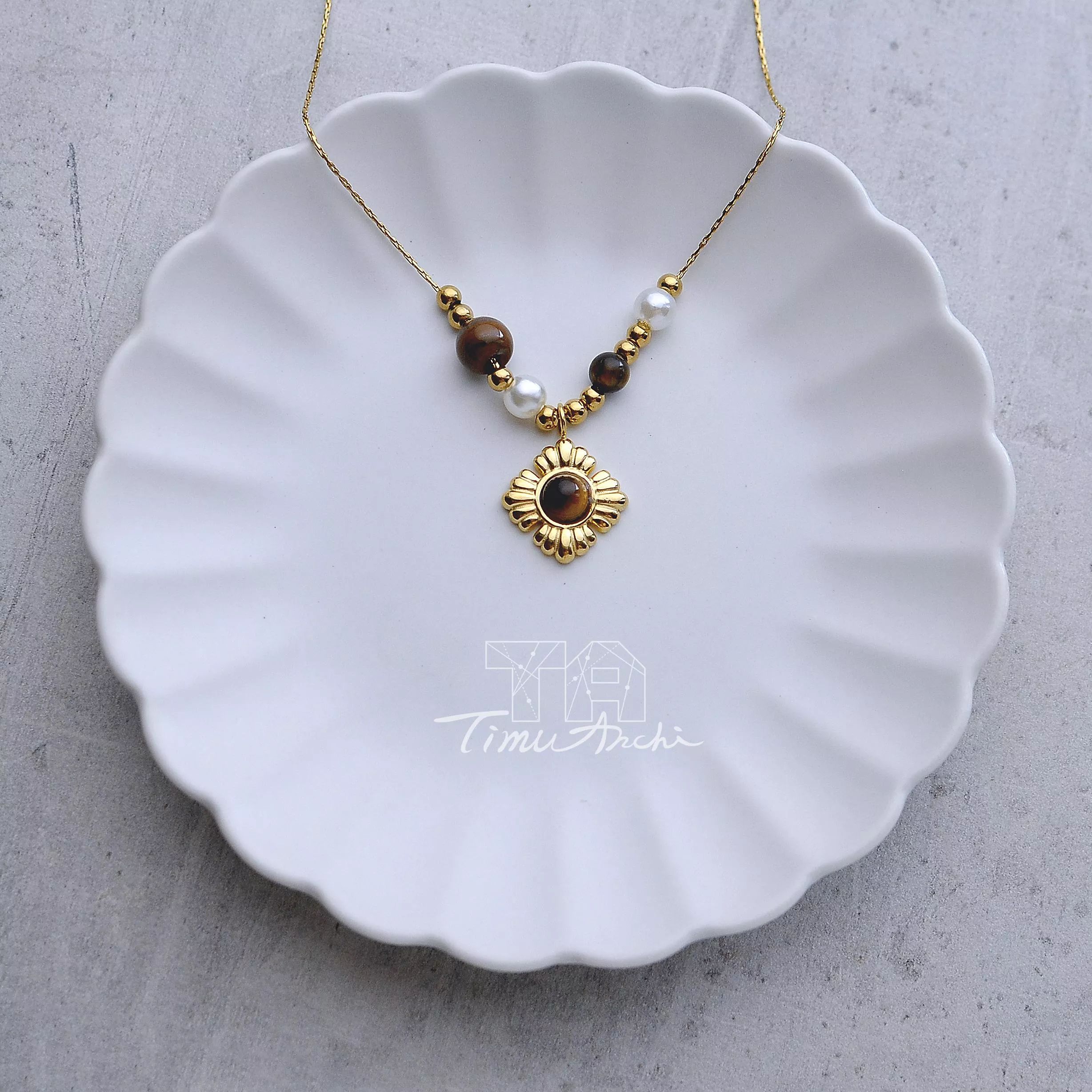 刻紋花瓣菱形虎眼石不鏽鋼項鍊