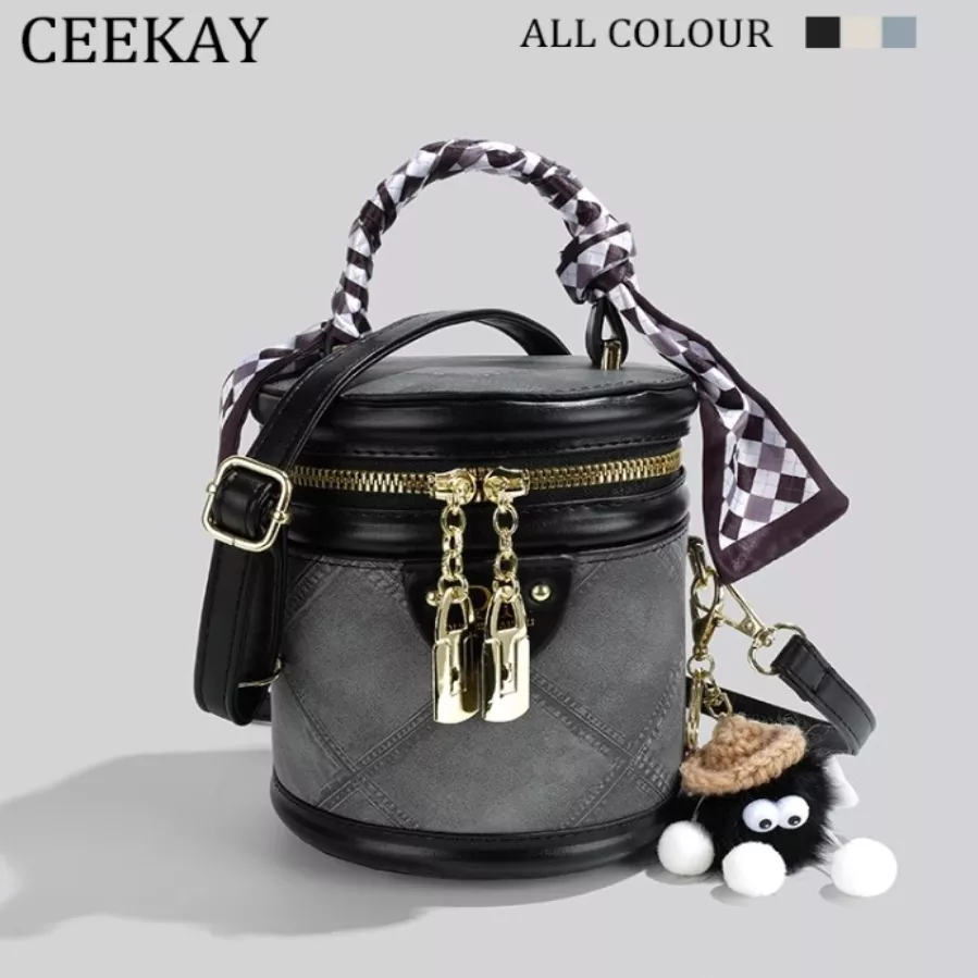 專櫃正品水桶包-黑色