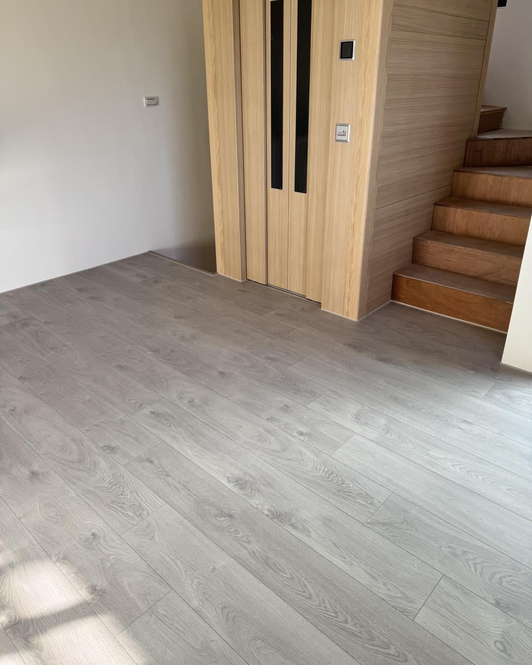 歐洲製造超耐磨木地板8mm