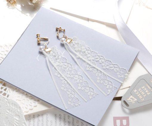 風嬌日暖 蕾絲耳夾♥白