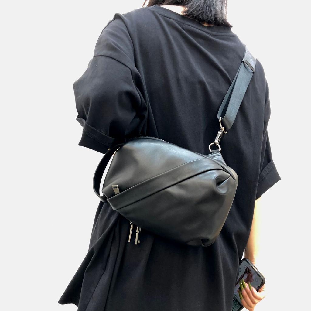 DANDT 文藝真皮包手工頭層牛皮胸包馬鞍包單肩包斜挎包男女款式(23 JUN CAR) 文藝真皮包