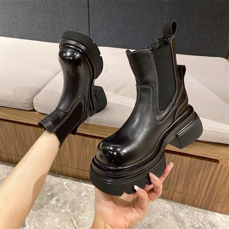 DANDT煙筒靴女厚底松糕方頭馬丁靴2023新款英倫風短靴真皮個性切爾西靴(24 FEB TATFM) 歐美女鞋