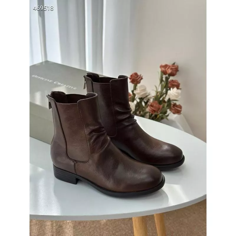 牛皮短靴DANDT時尚苯染牛皮皺摺鬆緊弧度圓頭短靴（24 NOV LUC)同風格請在賣場搜尋-外銷女鞋