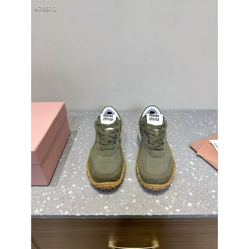 真皮休閒鞋DANDT時尚復古牛反絨阿甘休閒運動鞋（24 DEC LUC ）同風格請在賣場搜尋-外銷女鞋