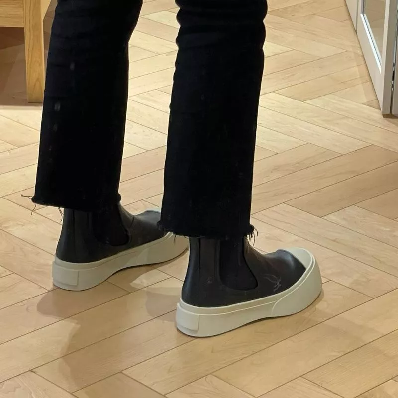 真皮短靴DANDT時尚牛皮雀兒喜圓頭拼色鬆緊短靴（25 JAN TA）同風格請在賣場搜尋-歐美女鞋