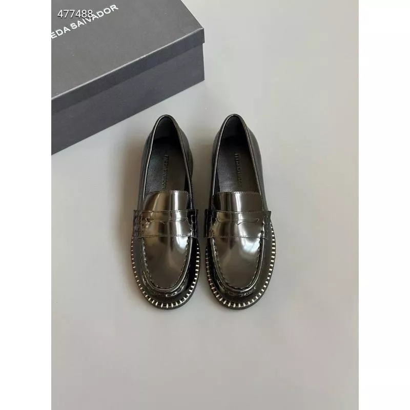 真皮樂福鞋DANDT時尚開邊珠牛皮低調簡約質感樂福鞋（24 DEC LUC FREDA）同風格請在賣場搜尋-外銷女鞋