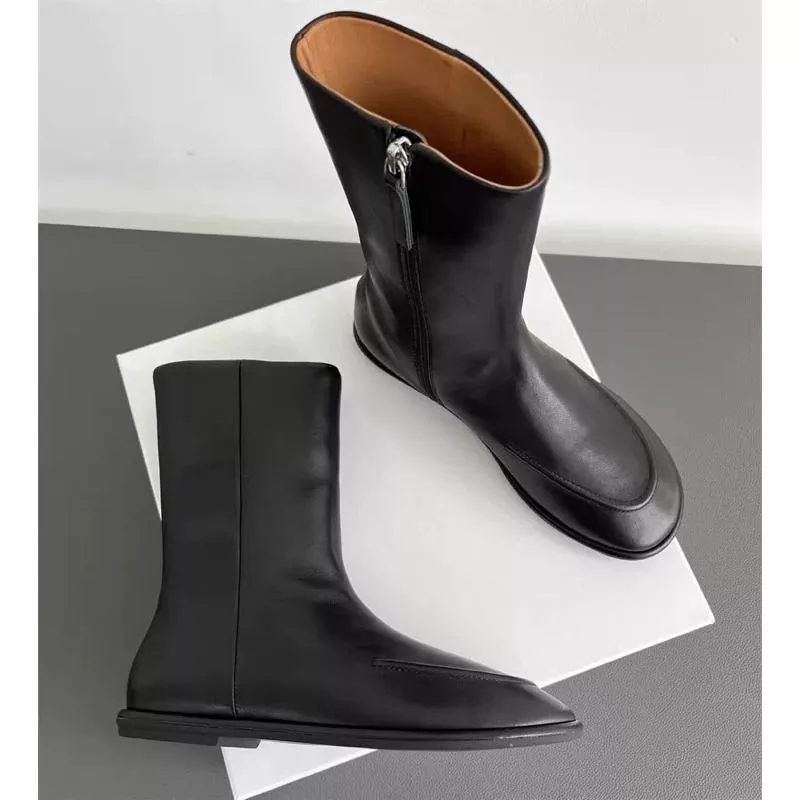 真皮短靴DANDT時尚真皮側拉鍊造型楦頭短靴（24 DEC TA）同風格請在賣場搜尋-歐美女鞋