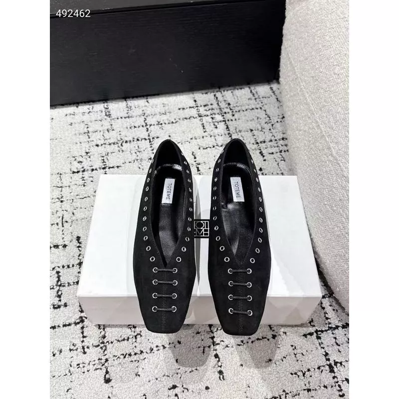 真皮平底鞋DANDT時尚羊皮方頭卯釘綁帶小眾休閒鞋（25 MAR LUC Totome)同風格請在賣場搜尋-外銷女鞋