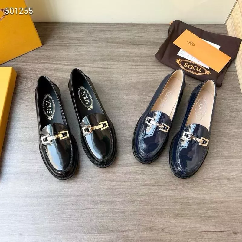 真皮豆豆鞋DANDT時尚開邊珠小牛皮學院金屬釦飾樂福鞋（25 MAY LUC)同風格請在賣場搜尋-外銷女鞋