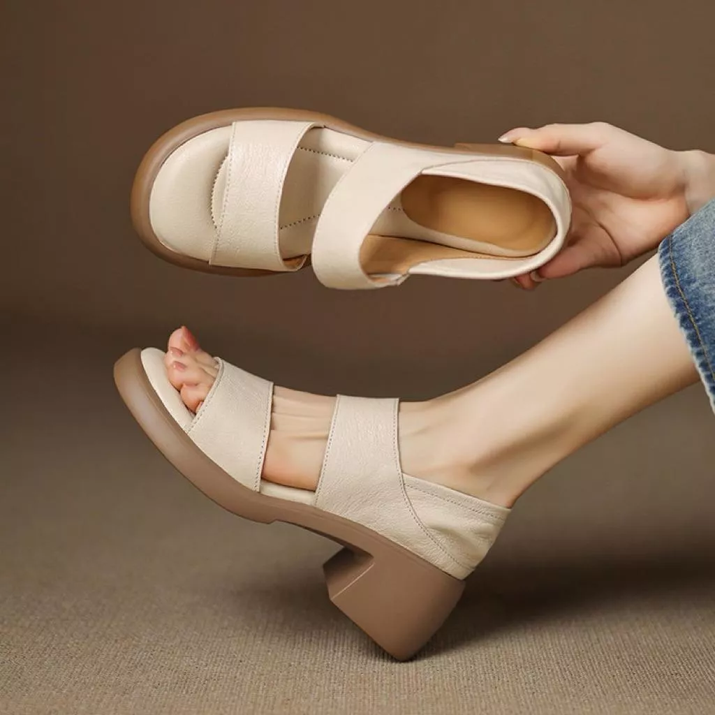 真皮涼鞋DANDT時尚羊皮一字帶露趾兩穿粗跟涼鞋（25 JUN LON)同風格請在賣場搜尋-歐美女鞋愛