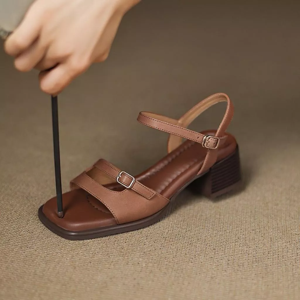 真皮涼鞋DANDT時尚羊皮柔軟方頭條帶粗跟涼鞋（25 JUN LON)同風格請在賣場搜尋-歐美女鞋