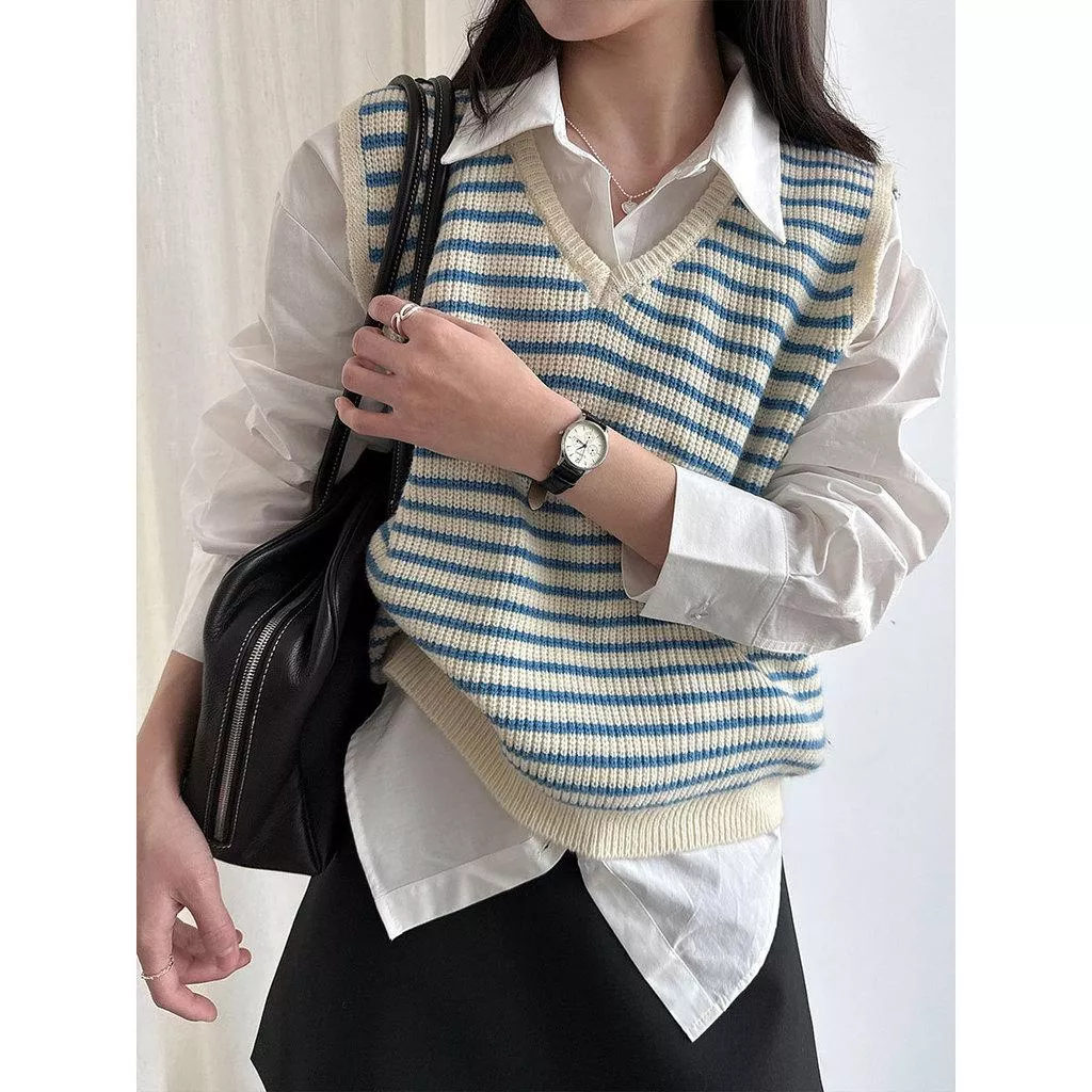 DANDT 氣質V領撞色條紋毛衣女26早春新款百搭疊穿馬甲針織衫ss985(26 MAR LUC)