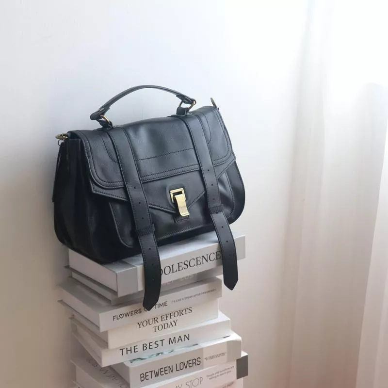 DANDT 小衆真皮包~休閒百搭翻蓋全羊皮ps1郵差包~大容量時尚女包包(23 JULY THU) 歐美包款