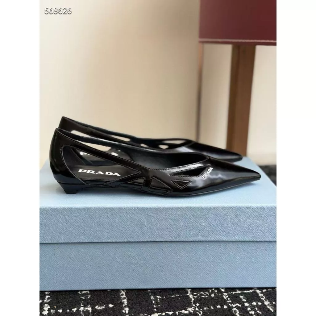 漆皮涼鞋DANDT時尚開邊珠牛皮空尖頭鏤空優雅涼鞋（26 JUN LUCY)同風格請在賣場搜尋-外銷女鞋
