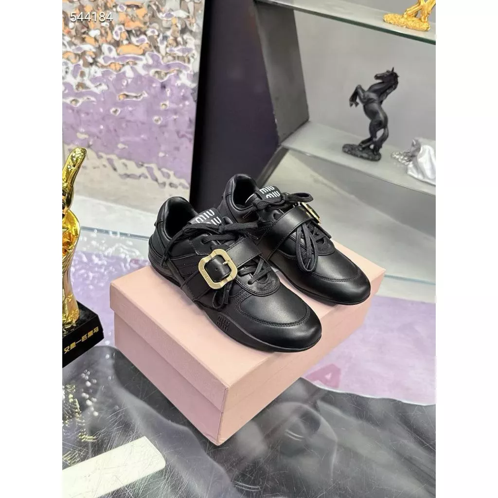 真皮休閒鞋DANDT時尚打蠟牛皮金屬釦帶休閒鞋（26 JUN LUCY)同風格請在賣場搜尋-外銷女鞋